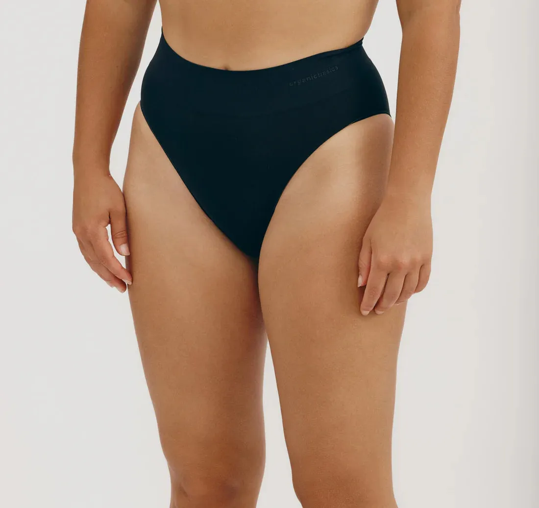 Organic Cotton Shorty Briefs in Black