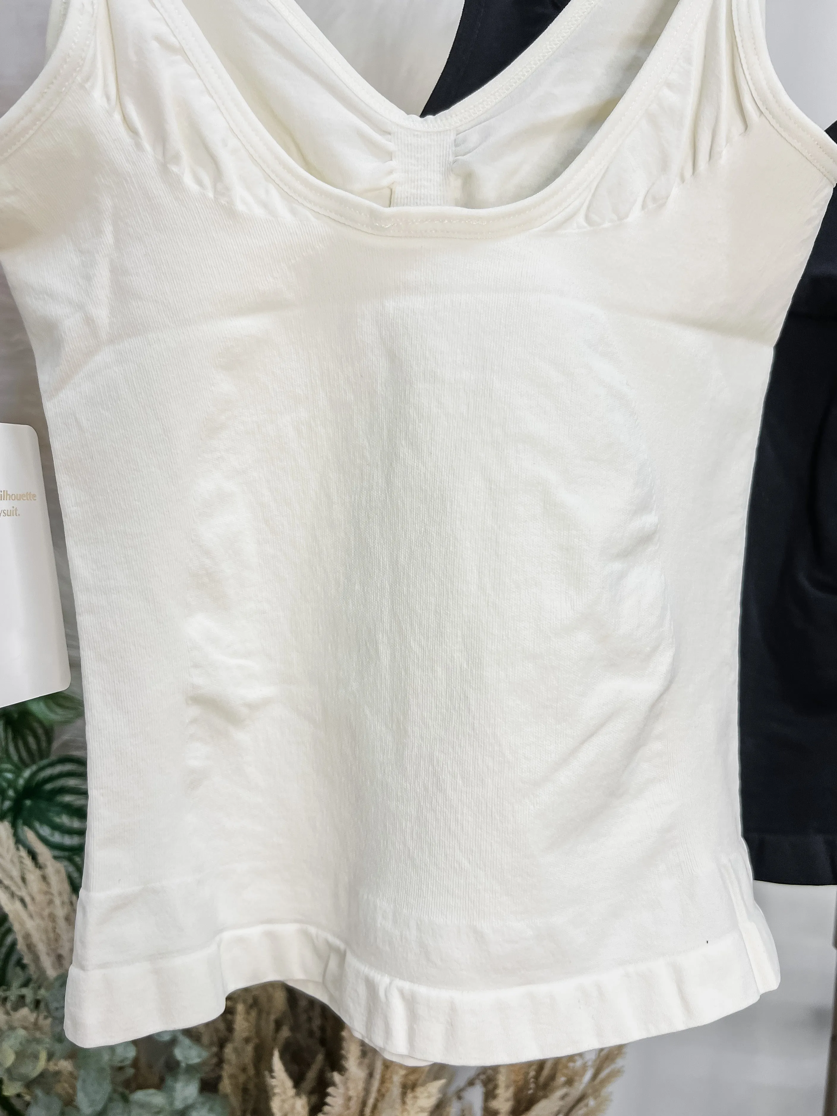 Silhouette Shaping Stretch Tank Top